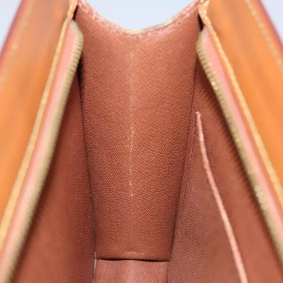 LOUIS VUITTON Epi Pochette Homme Clutch Bag Zipangu Gold - Picture 10 of 16